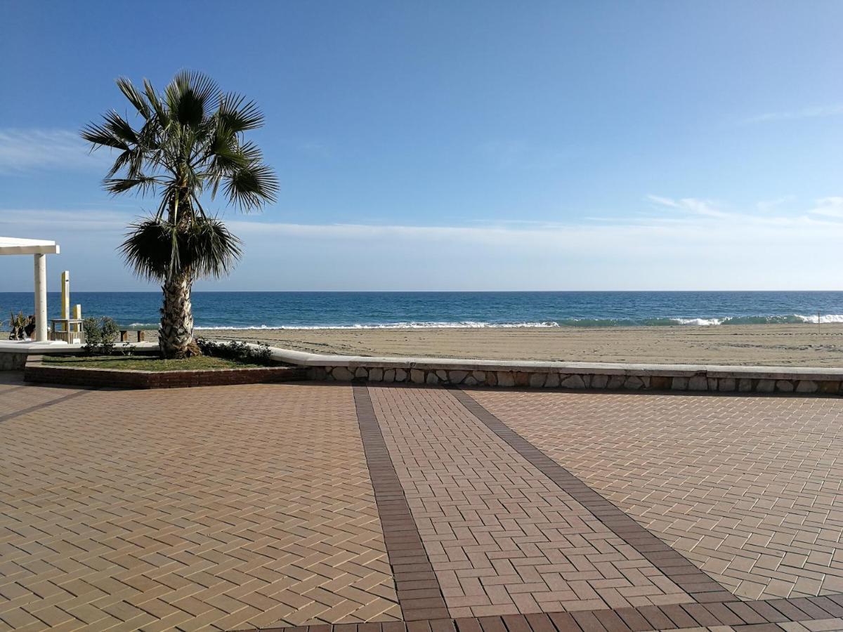Apartamento En Fuengirola Zewnętrze zdjęcie